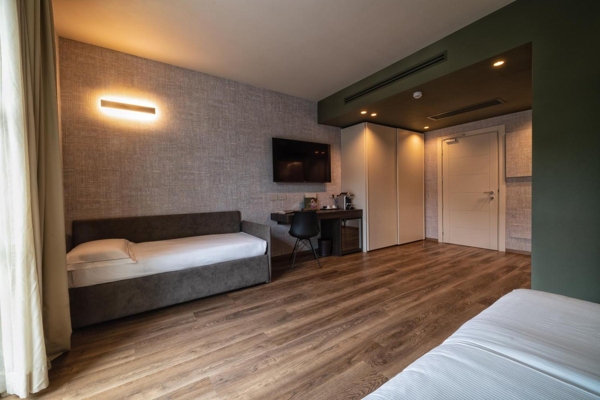 Phi Hotel Piajo Nembro Exterior photo